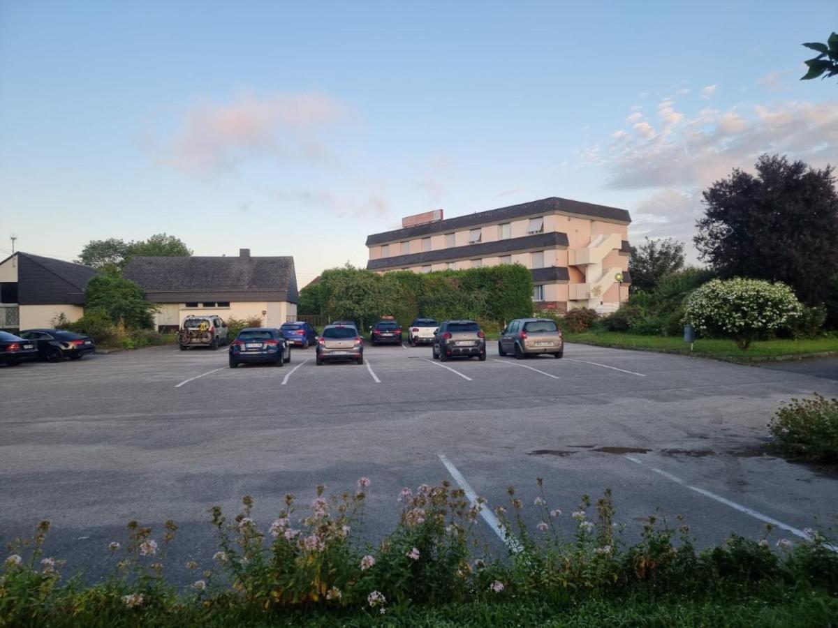 Hotel Du Haut Marais Saint-Marcel  ภายนอก รูปภาพ