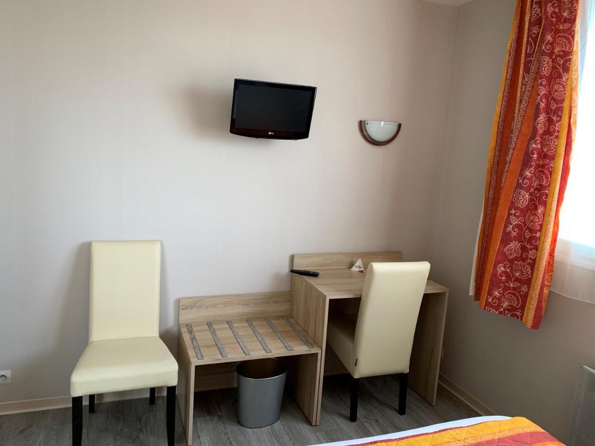 Hotel Du Haut Marais Saint-Marcel  ภายนอก รูปภาพ