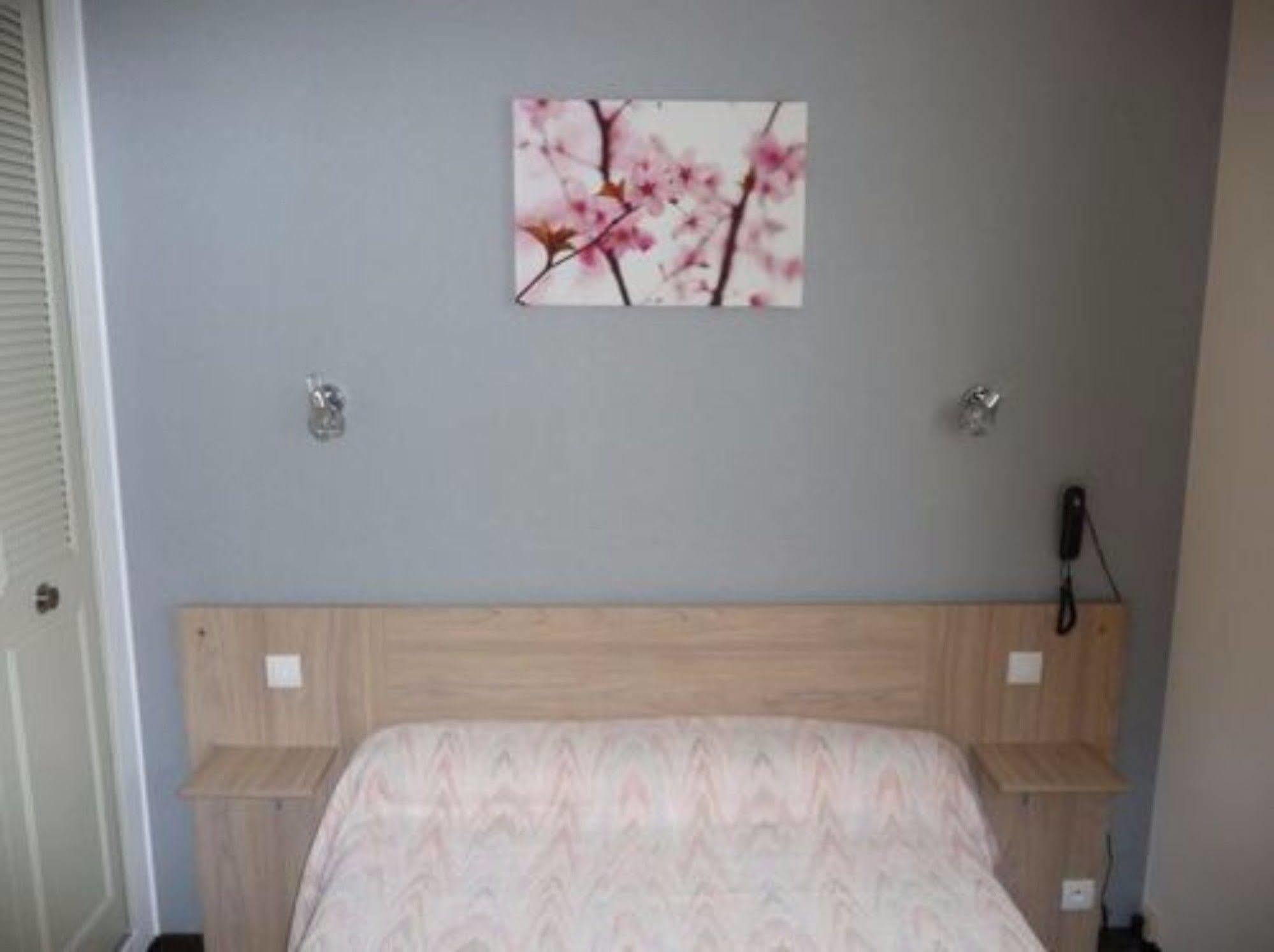Hotel Du Haut Marais Saint-Marcel  ภายนอก รูปภาพ